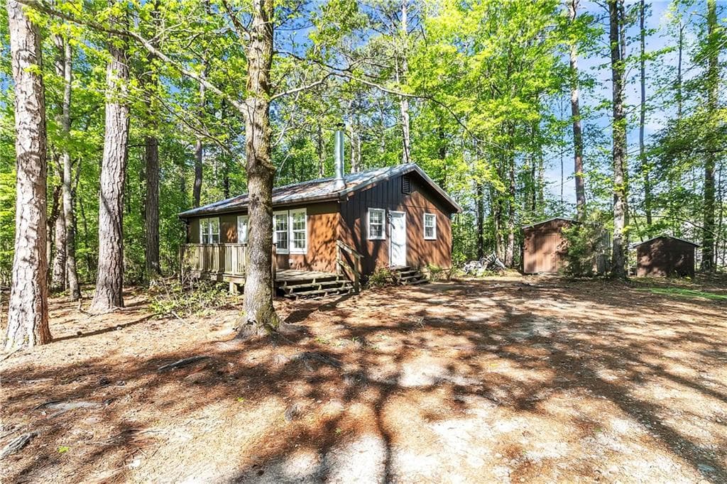 2 bedroom, 1 bathroom single family residence sold at 71 Pine Crest Drive, Pine Mountain, GA 31822
