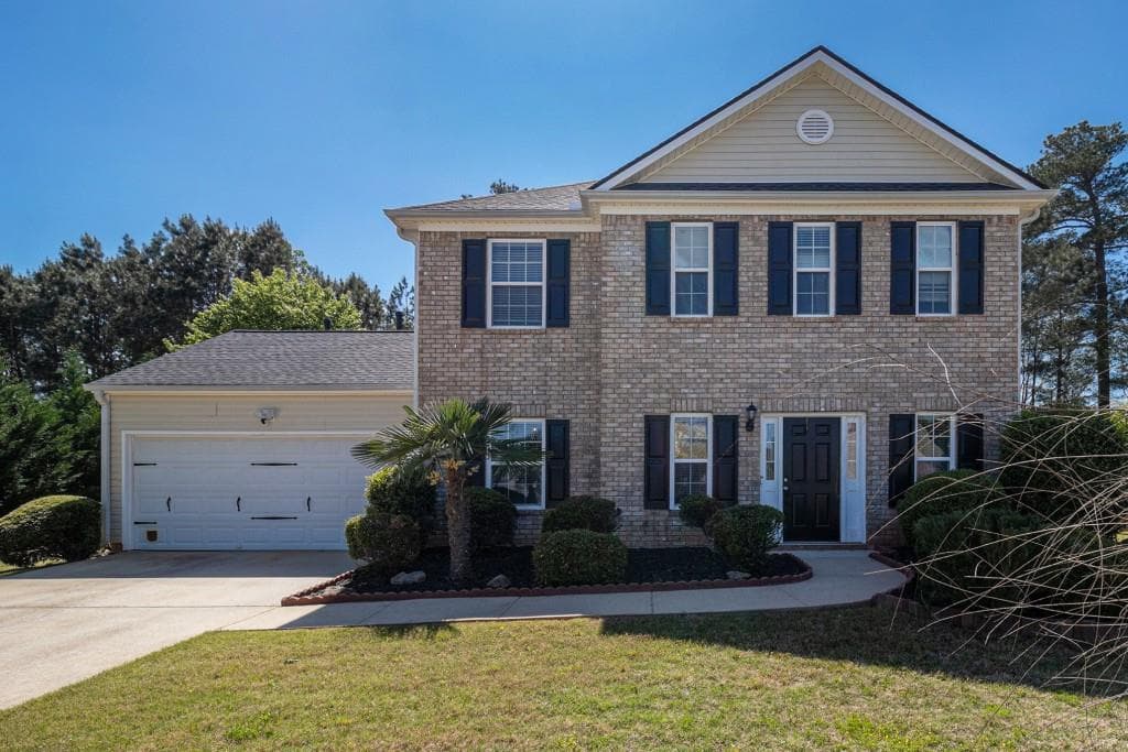 3 bedroom, 3 bathroom single family residence sold at 1215 St James Place, Loganville, GA 30052