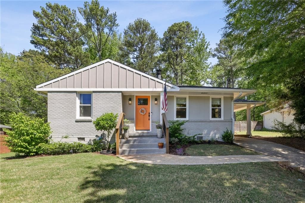 3 bedroom, 2 bathroom single family residence sold at 1079 Pinedale Drive, Smyrna, GA 30080