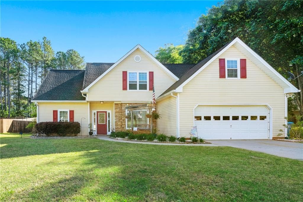 5 bedroom, 3 bathroom single family residence sold at 3570 Princeton View Way, Loganville, GA 30052