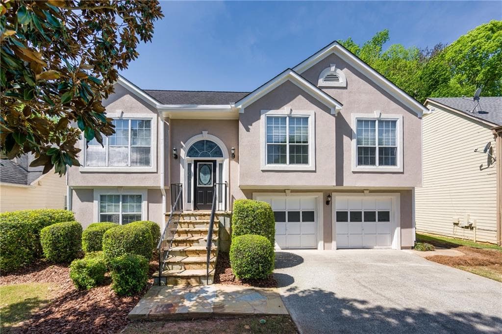 4 bedroom, 3 bathroom single family residence sold at 3140 Ennfield Lane, Duluth, GA 30096