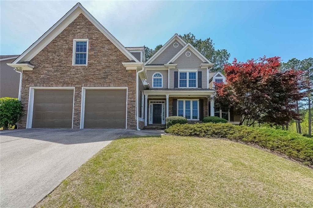 5 bedroom, 3 bathroom single family residence sold at 402 Bentleaf Drive, Dallas, GA 30132