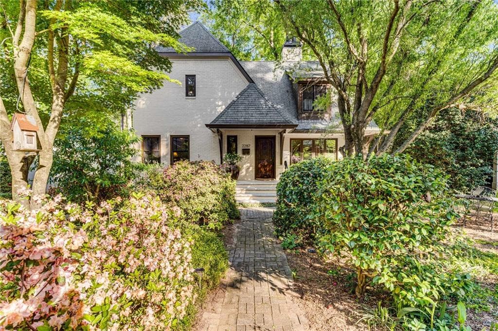 4 bedroom, 3 bathroom, 2,400 sq ft single family residence sold at 2287 Armand Road, Atlanta, GA 30324