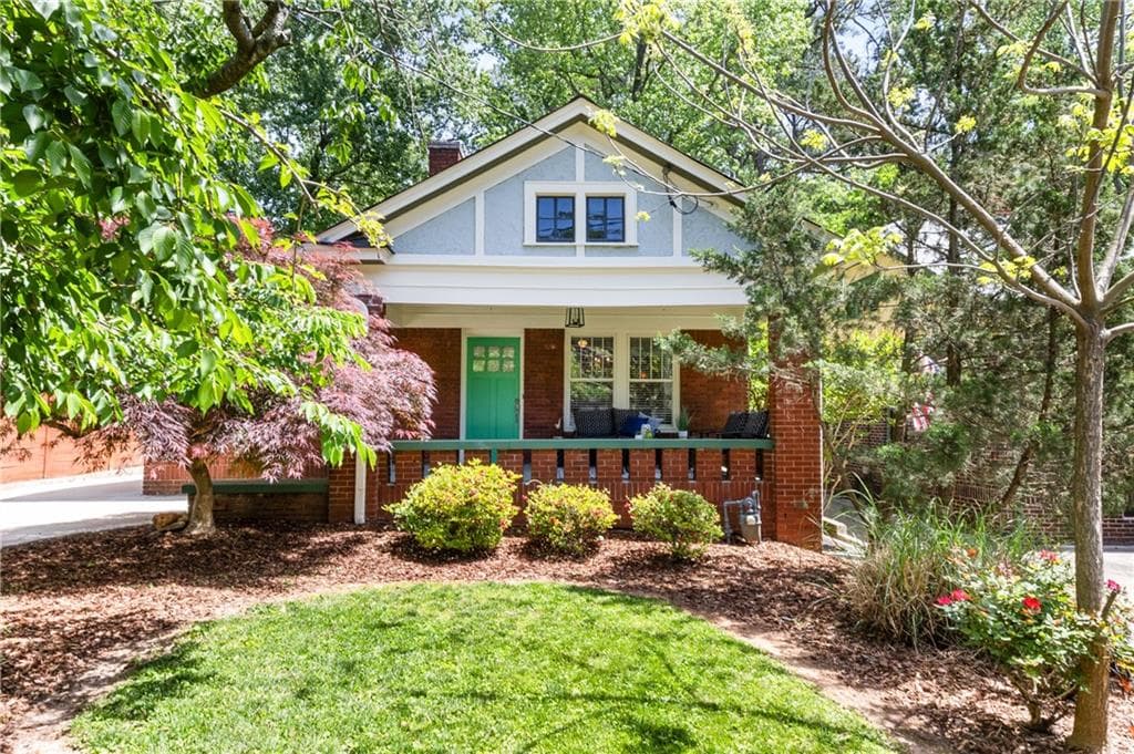 2 bedroom, 1 bathroom single family residence sold at 952 Woodland Avenue, Atlanta, GA 30316