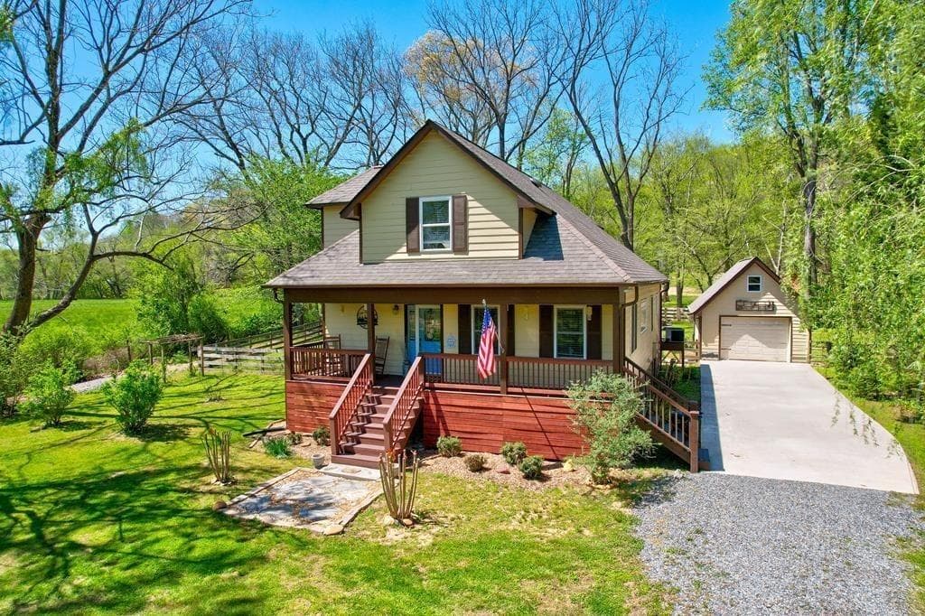 4 bedroom, 2 bathroom, 1,624 sq ft single family residence sold at 452 Cartecay River Run, Ellijay, GA 30536
