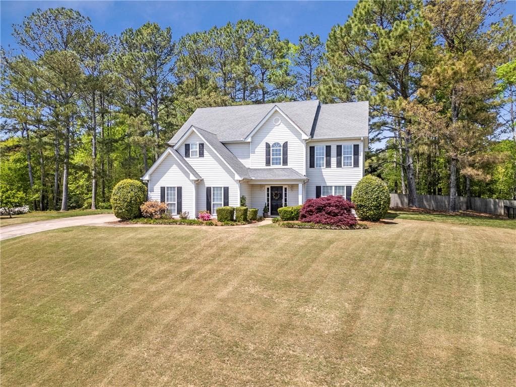 3 bedroom, 3 bathroom single family residence sold at 4265 Elmhurst Lane, Cumming, GA 30028