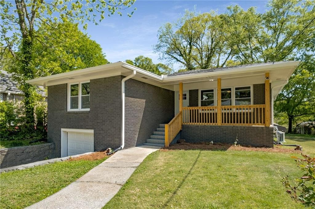4 bedroom, 3 bathroom, 1,976 sq ft single family residence sold at 2358 Larchwood Road, Atlanta, GA 30310