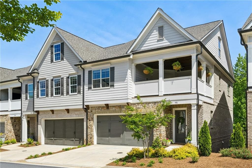 3 bedroom, 4 bathroom townhouse sold at 476 Springer Bend, Marietta, GA 30060