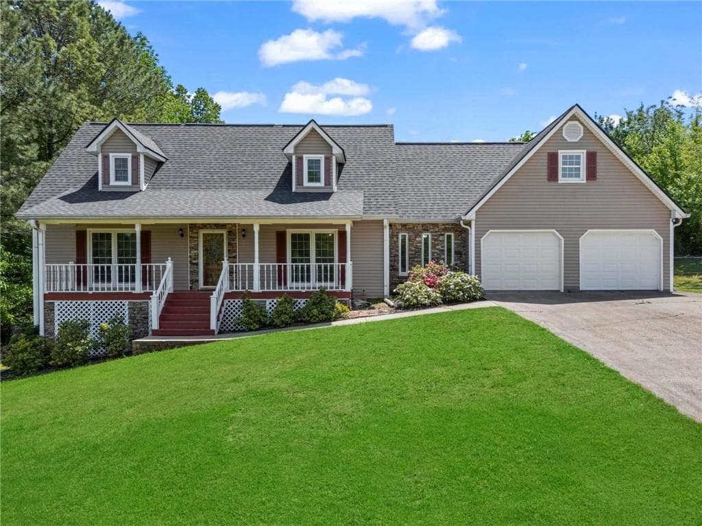 3 bedroom, 3 bathroom single family residence sold at 430 Raven Drive, Canton, GA 30115