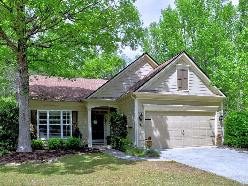 2 bedroom, 2 bathroom, 1,687 sq ft single family residence sold at 111 Churchcliff Drive, Woodstock, GA 30188
