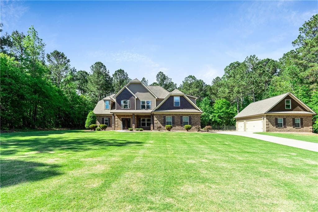 4 bedroom, 3 bathroom single family residence sold at 105 Chantilly Lane, Fayetteville, GA 30215
