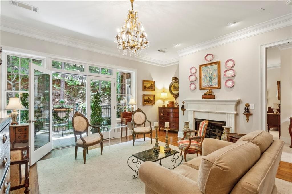 2 bedroom, 3 bathroom, 1,933 sq ft condominium sold at 3280 Stillhouse Lane 206, Atlanta, GA 30339