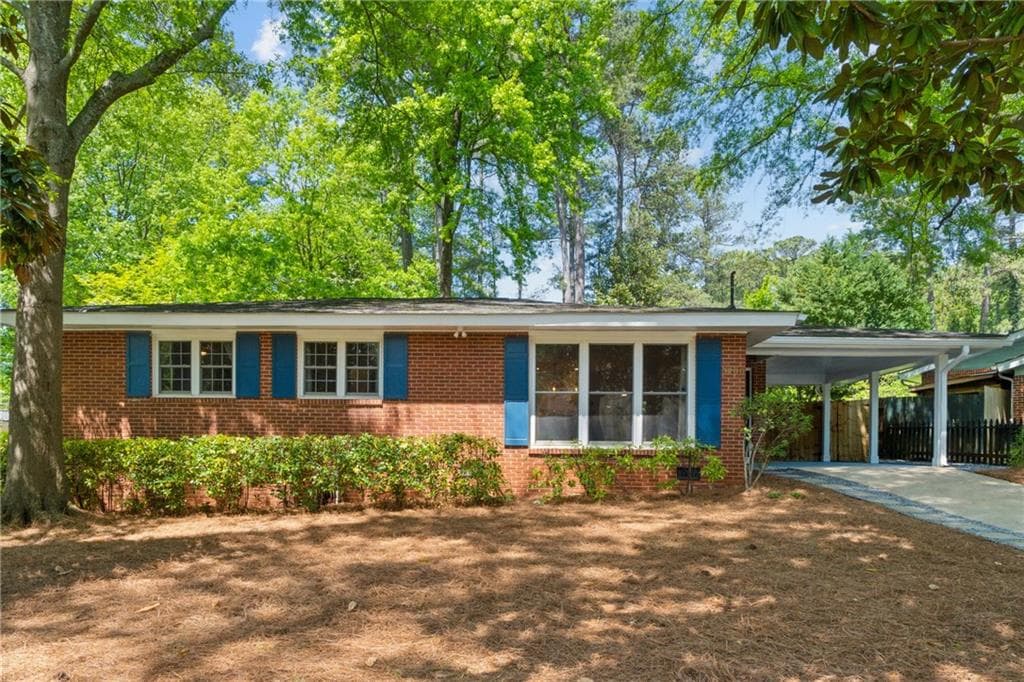 3 bedroom, 2 bathroom single family residence sold at 3700 Sexton Woods Drive, Chamblee, GA 30341
