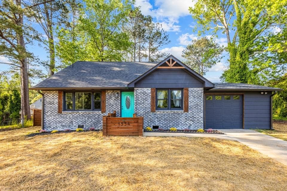 4 bedroom, 3 bathroom single family residence sold at 1554 Cardinal Road, Jonesboro, GA 30238