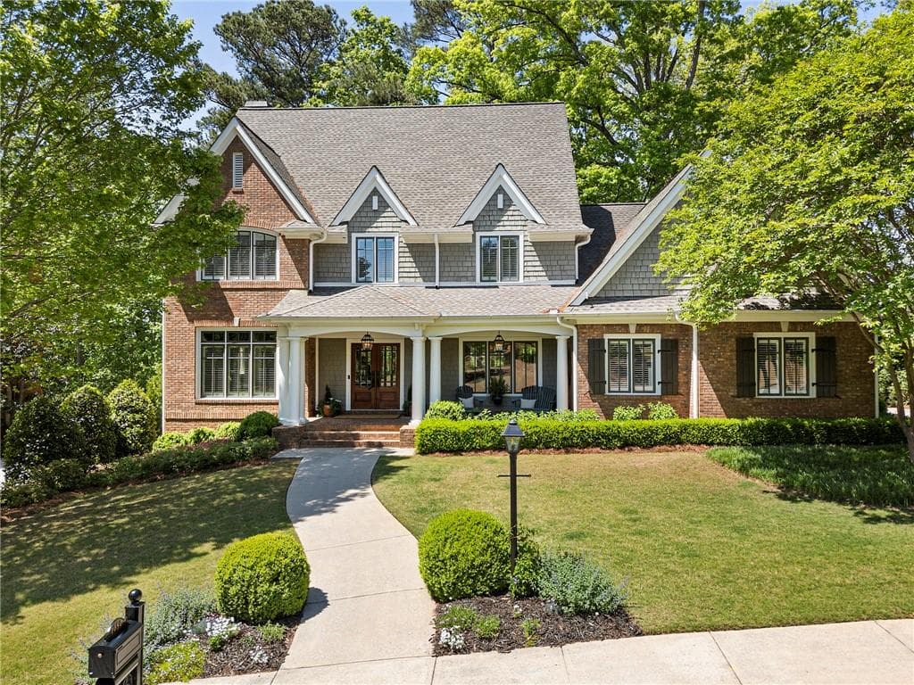 4 bedroom, 5 bathroom single family residence sold at 1050 Signal Pointe, Alpharetta, GA 30005