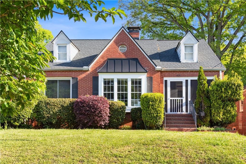 4 bedroom, 3 bathroom single family residence sold at 479 Shannon Drive, Atlanta, GA 30310