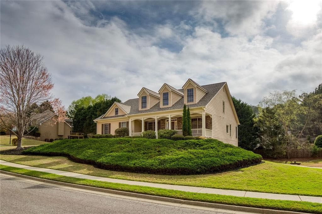 4 bedroom, 3 bathroom single family residence sold at 300 Maple Grove Court, Canton, GA 30114