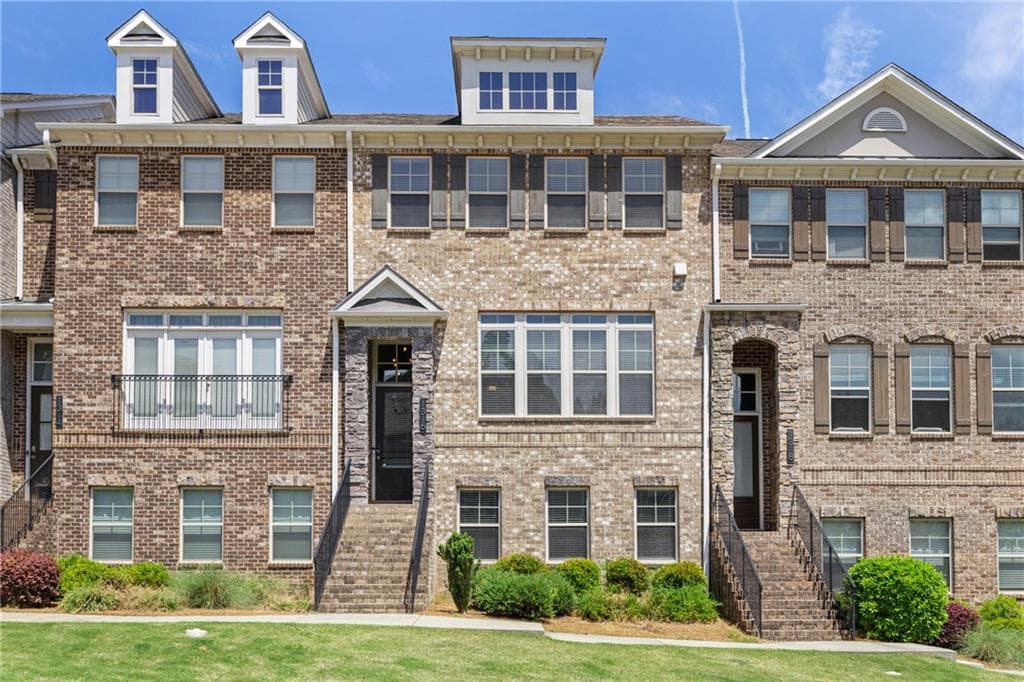 4 bedroom, 4 bathroom townhouse sold at 1316 Harris Way, Brookhaven, GA 30319