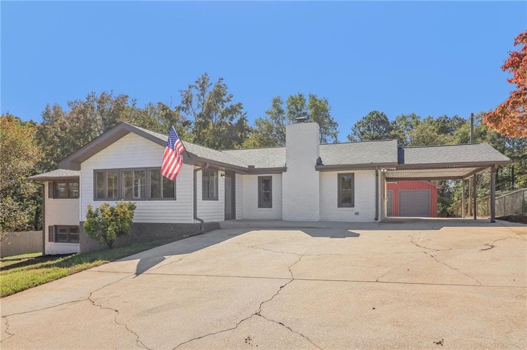 6 bedroom, 4 bathroom, 3,292 sq ft single family residence sold at 6684 Birch Road, Winston, GA 30187