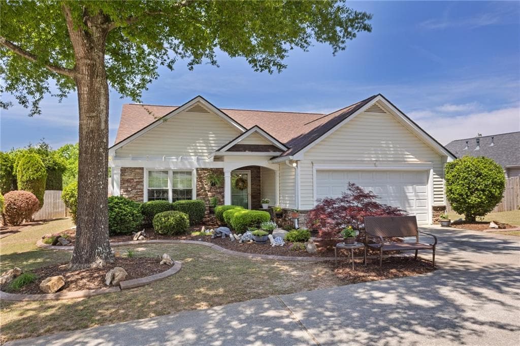 3 bedroom, 2 bathroom single family residence sold at 327 Stone Valley Crossing, Canton, GA 30114