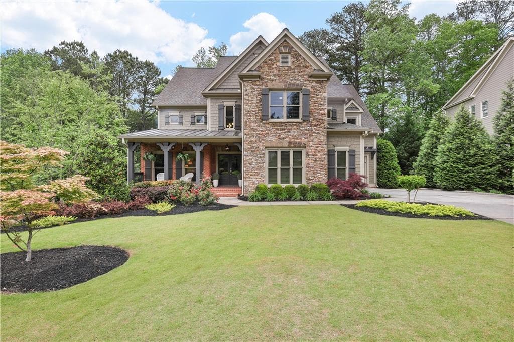 6 bedroom, 6 bathroom, 5,184 sq ft single family residence sold at 101 Fernwood Drive, Woodstock, GA 30188