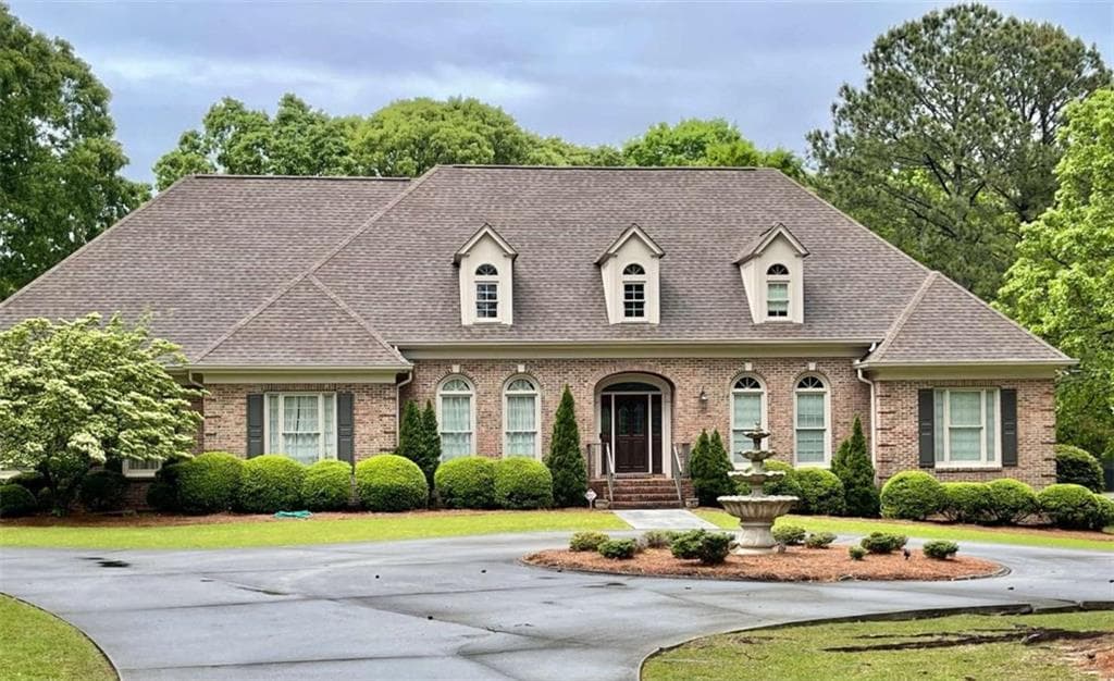 4 bedroom, 5 bathroom single family residence sold at 1551 Pharrs Road, Snellville, GA 30078