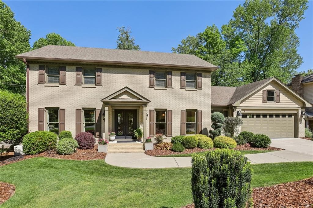 5 bedroom, 4 bathroom single family residence sold at 1922 Olde Village Run, Dunwoody, GA 30338