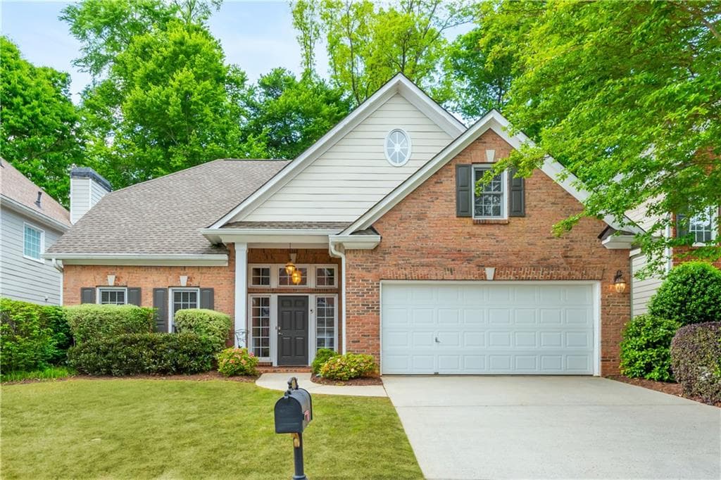 4 bedroom, 3 bathroom single family residence sold at 2918 Arbor Creek Lane, Atlanta, GA 30340