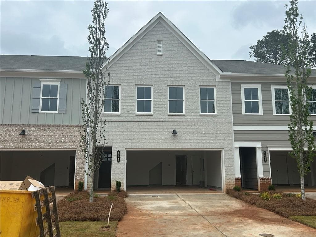 3 bedroom, 3 bathroom townhouse sold at 125 Priestwood Lane, Acworth, GA 30102