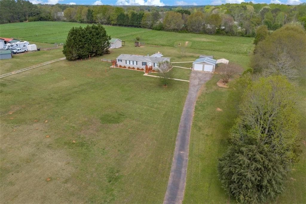 3 bedroom, 2 bathroom single family residence sold at 2844 Paul Malcom Road, Good Hope, GA 30641