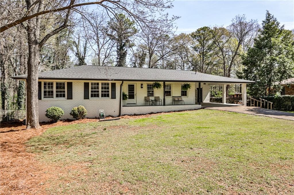3 bedroom, 2 bathroom single family residence sold at 1598 Kings Road, Marietta, GA 30062