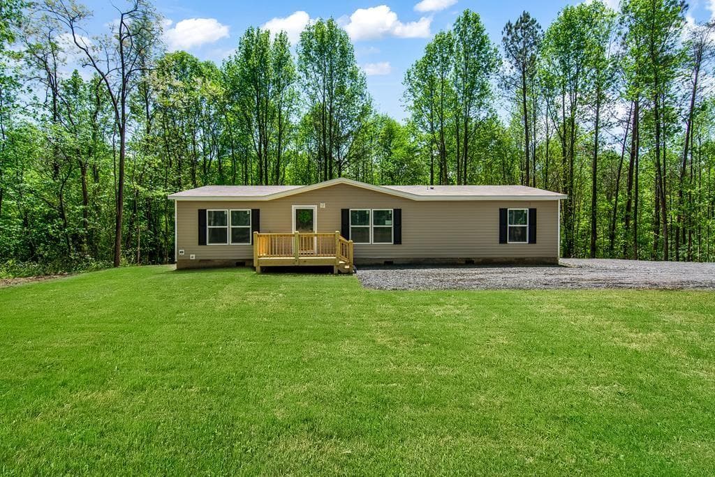 3 bedroom, 2 bathroom single family residence sold at 239 Ebenezer Rd, Ellijay, GA 30536