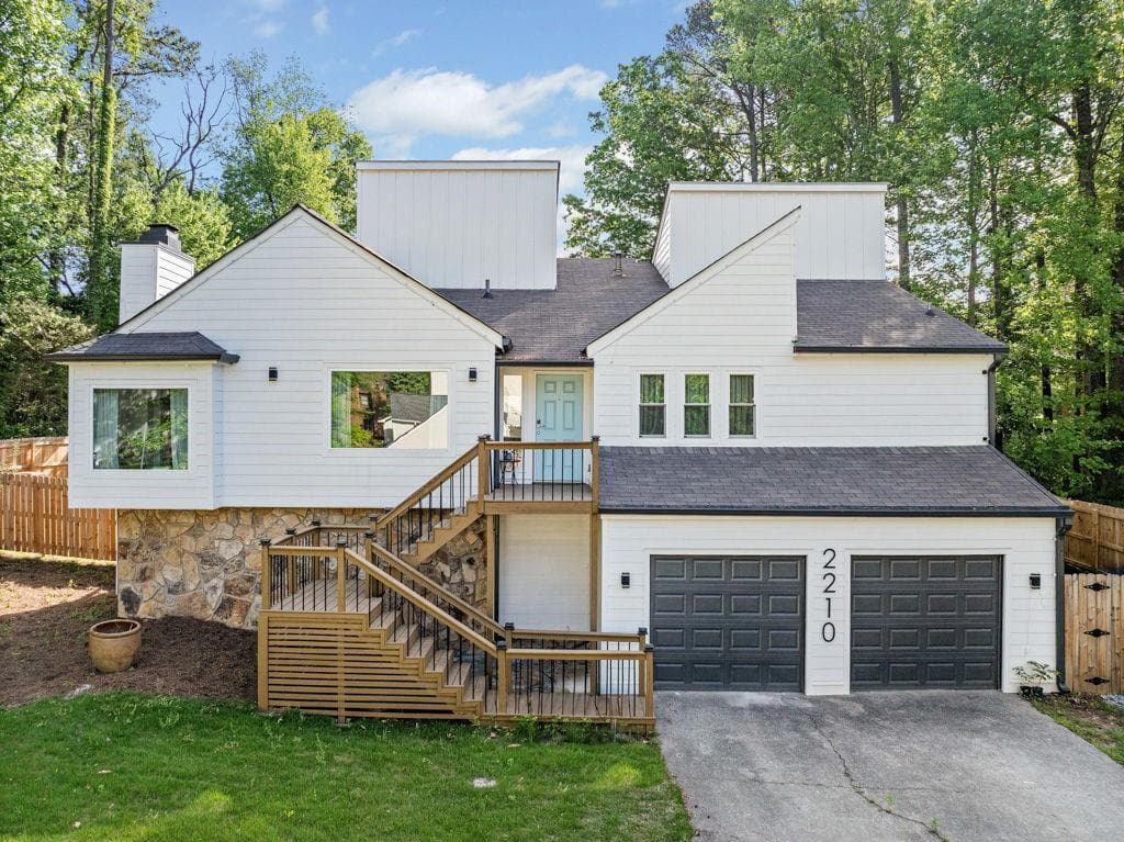 4 bedroom, 3 bathroom single family residence sold at 2210 Spear Point Drive, Marietta, GA 30062