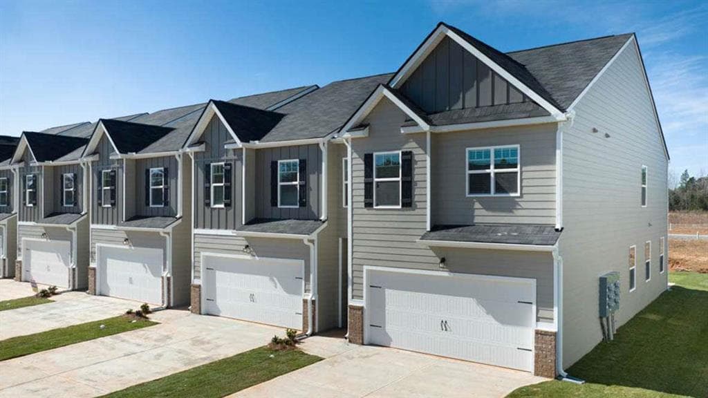 4 bedroom, 3 bathroom, 1,866 sq ft townhouse sold at 359 Elgin Drive, Lawrenceville, GA 30045