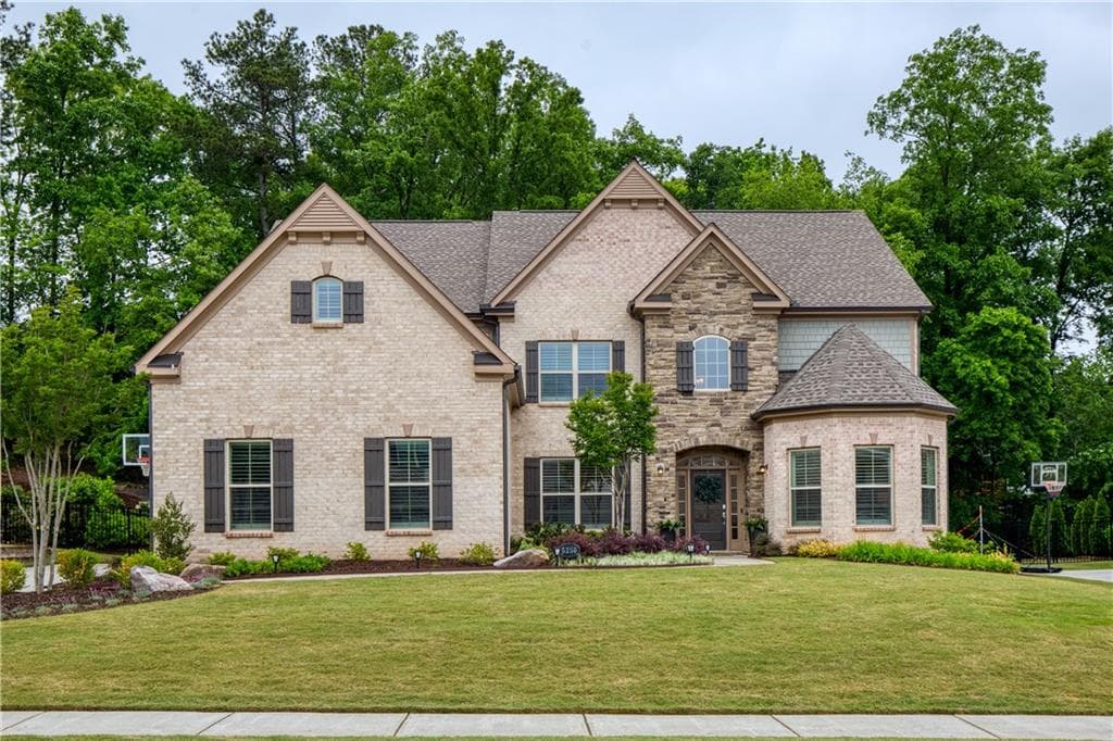 5 bedroom, 4 bathroom, 3,800 sq ft single family residence sold at 5250 Briarstone Ridge Way, Alpharetta, GA 30022