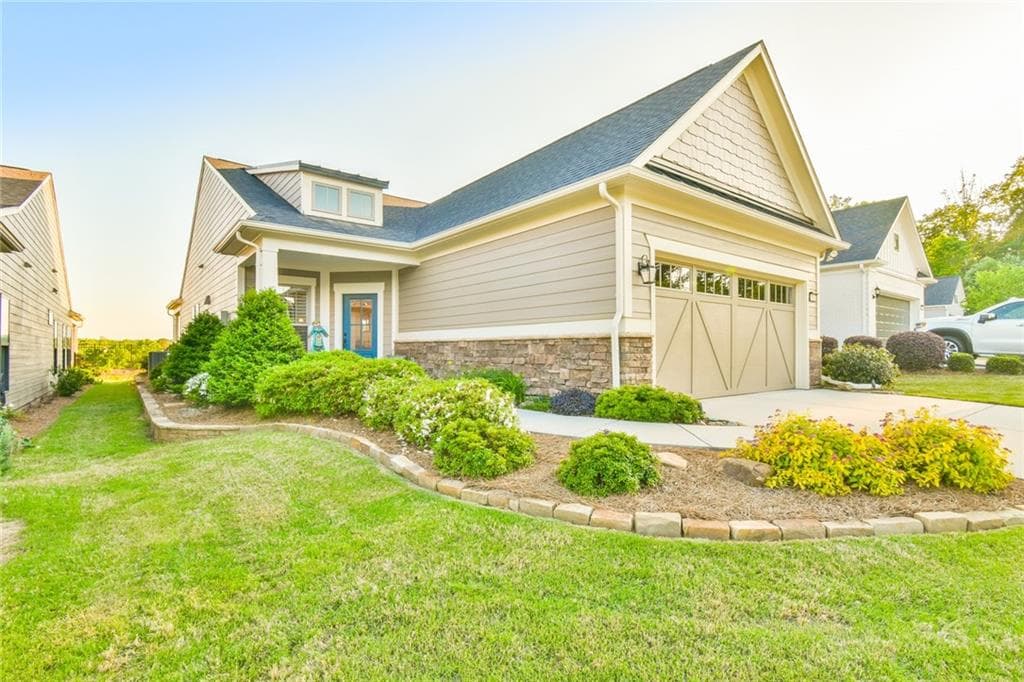 2 bedroom, 2 bathroom, 1,348 sq ft single family residence sold at 5641 Tisbury Court, Hoschton, GA 30548