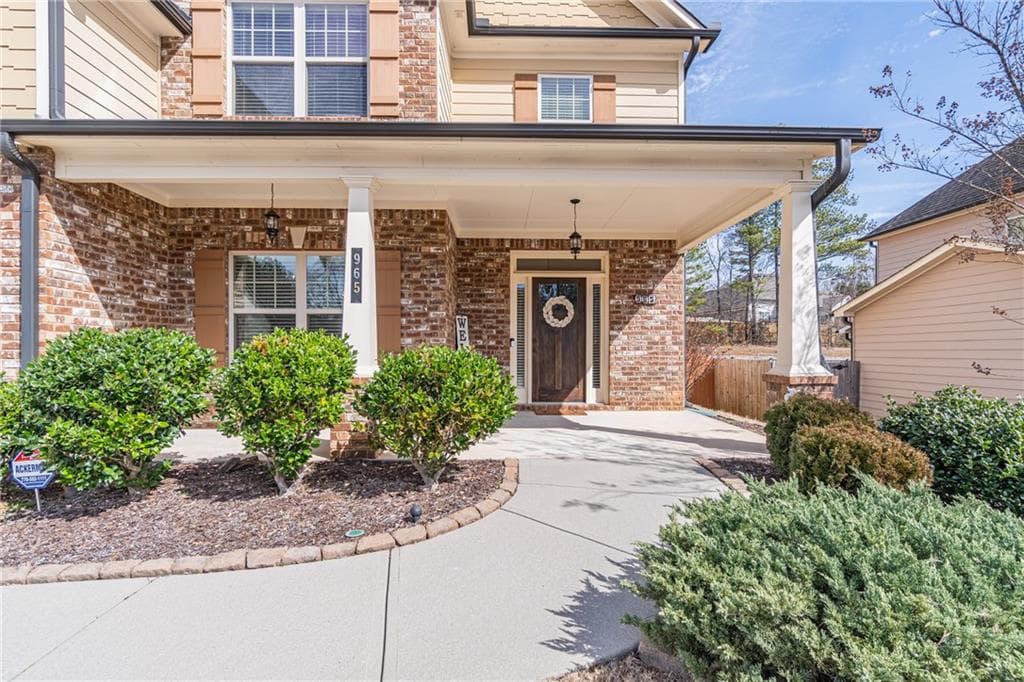 5 bedroom, 4 bathroom single family residence sold at 965 Mulberry Bay Drive, Dacula, GA 30019