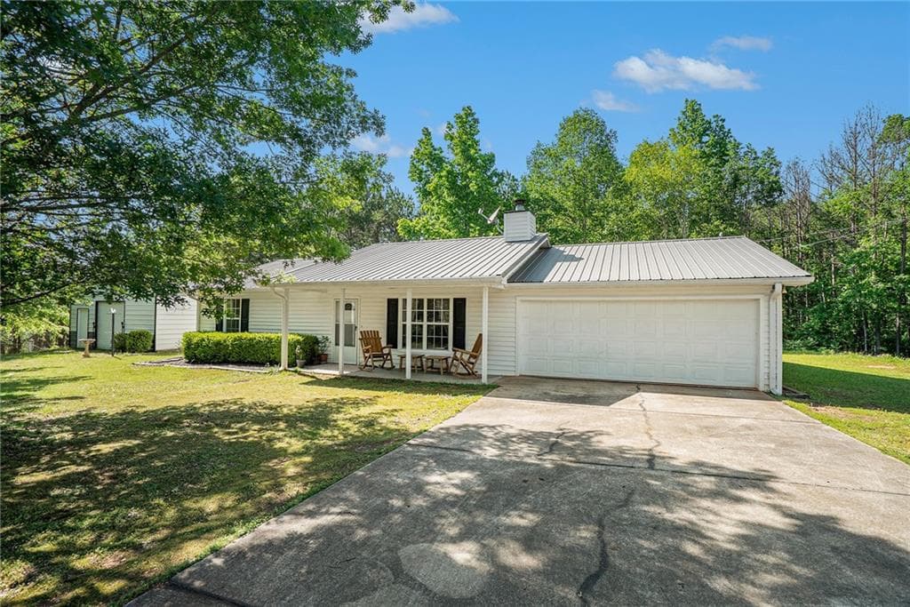 3 bedroom, 2 bathroom single family residence sold at 696 Swann Road, Jefferson, GA 30549