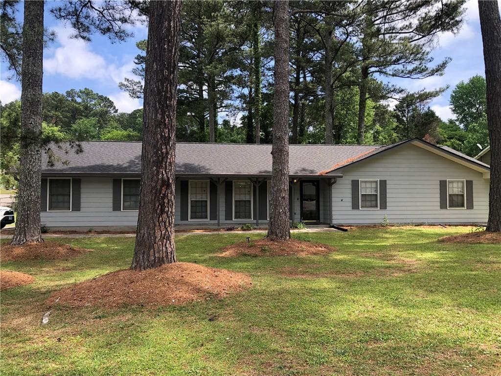3 bedroom, 2 bathroom single family residence sold at 35 Fairfield Drive, Ellenwood, GA 30294