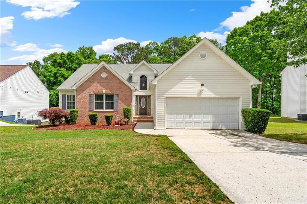 7 bedroom, 3 bathroom single family residence sold at 1395 Brisbane Drive, Dacula, GA 30019