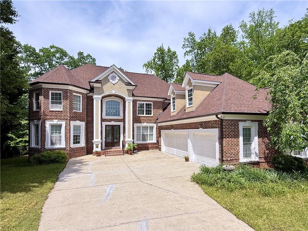 5 bedroom, 6 bathroom single family residence sold at 6690 Tulip Garden Way, Alpharetta, GA 30004