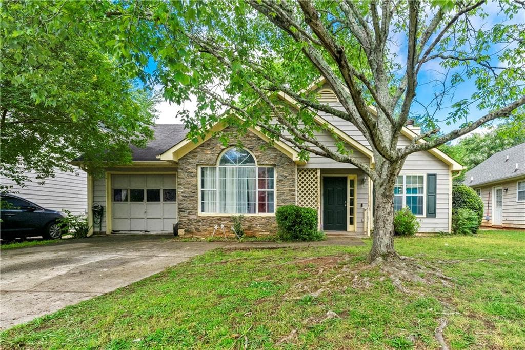 109 Crystal Brook, Griffin, GA 30223 — most recent listing photo