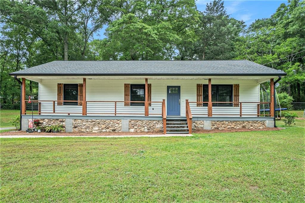3 bedroom, 2 bathroom single family residence sold at 125 Hight Drive, Watkinsville, GA 30677