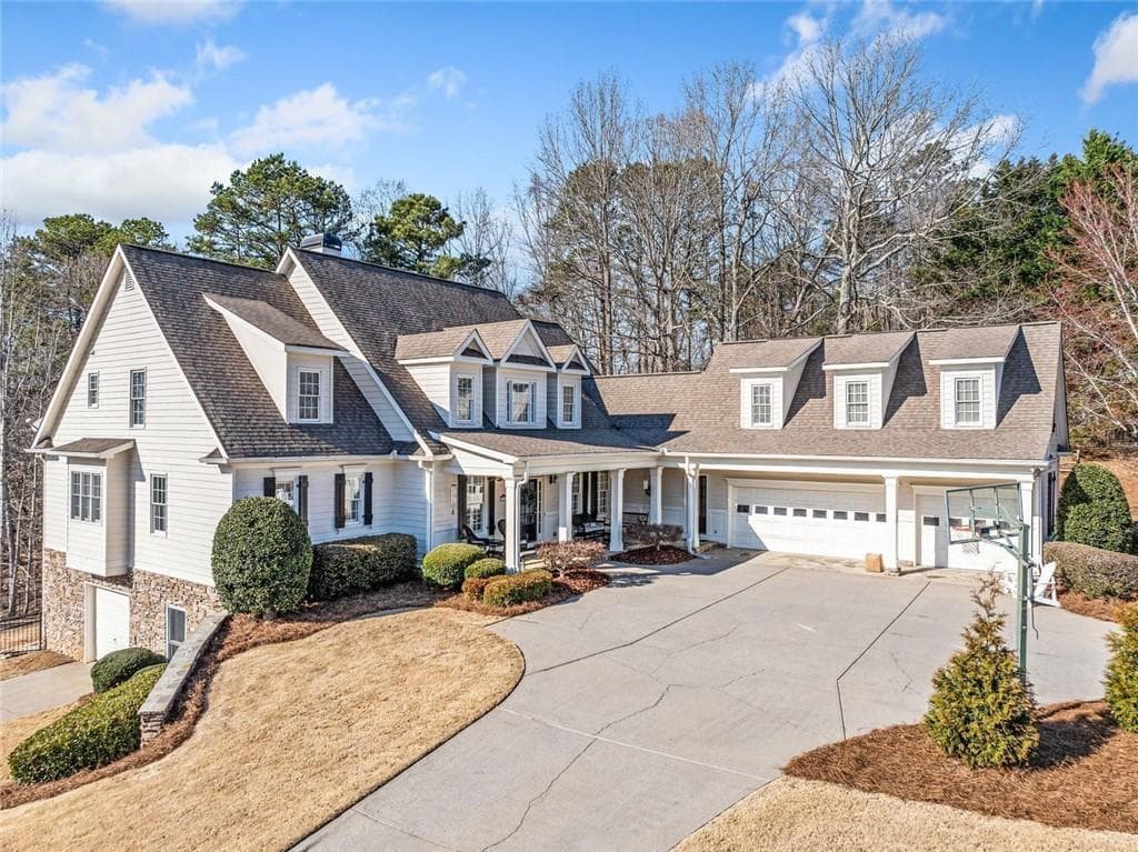 6 bedroom, 6 bathroom single family residence sold at 332 WilliamFalls Drive, Canton, GA 30114