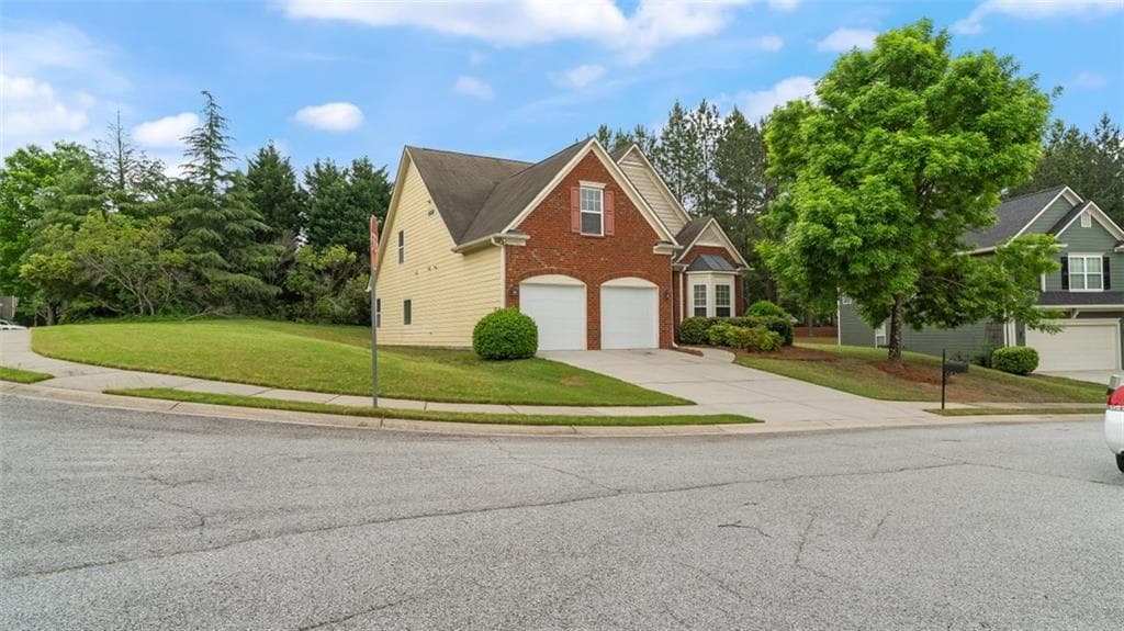 4 bedroom, 3 bathroom single family residence sold at 481 JEFFERSON CHASE Circle, Atlanta, GA 30354