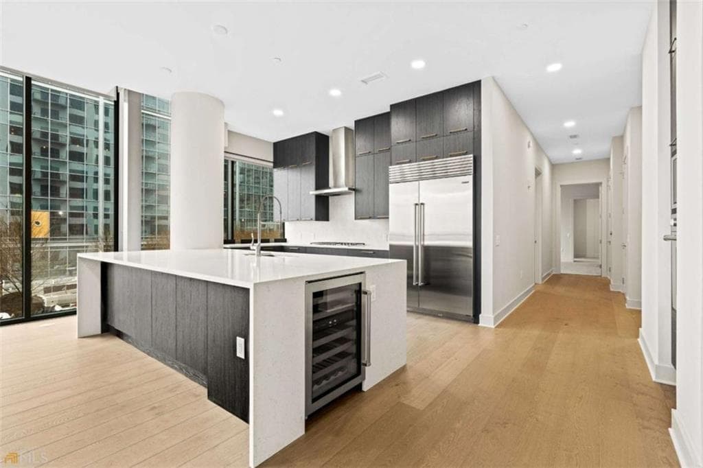 4 bedroom, 4 bathroom condominium sold at 40 12th Street 1006, Atlanta, GA 30309