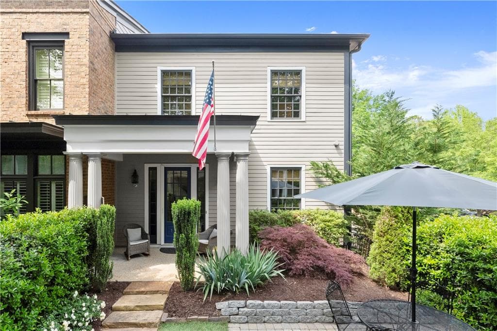 727 Hammond Drive, Woodstock, GA 30188 — most recent listing photo