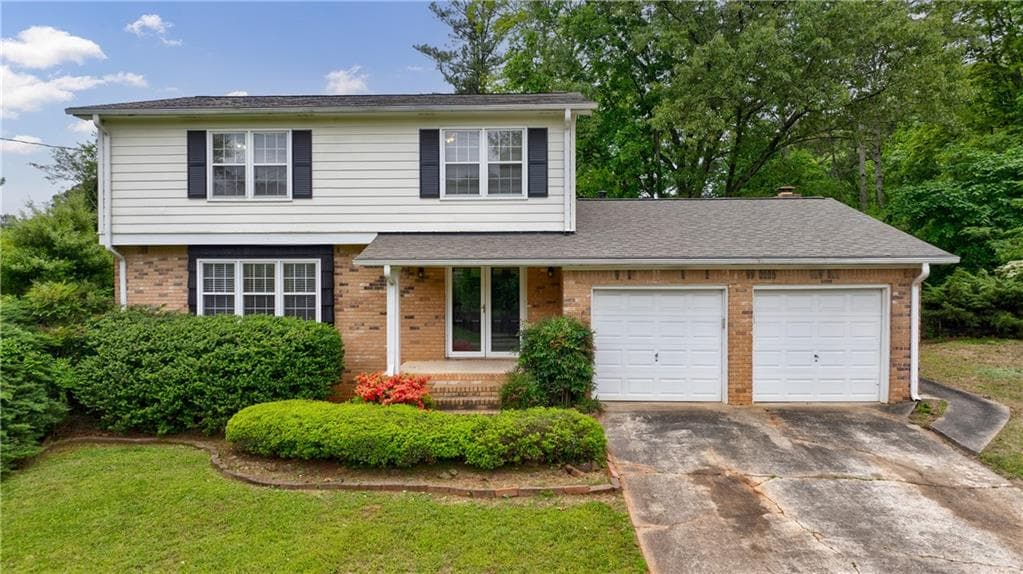 4 bedroom, 3 bathroom single family residence sold at 3909 Ebenezer Road, Marietta, GA 30066