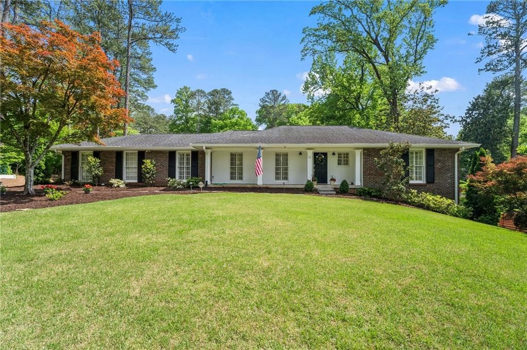 5 bedroom, 3 bathroom single family residence sold at 10 Wyndham Drive, Sandy Springs, GA 30328