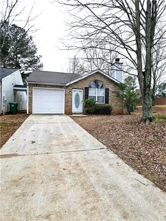 3 bedroom, 2 bathroom single family residence sold at 3647 Diamond Circle, Decatur, GA 30034